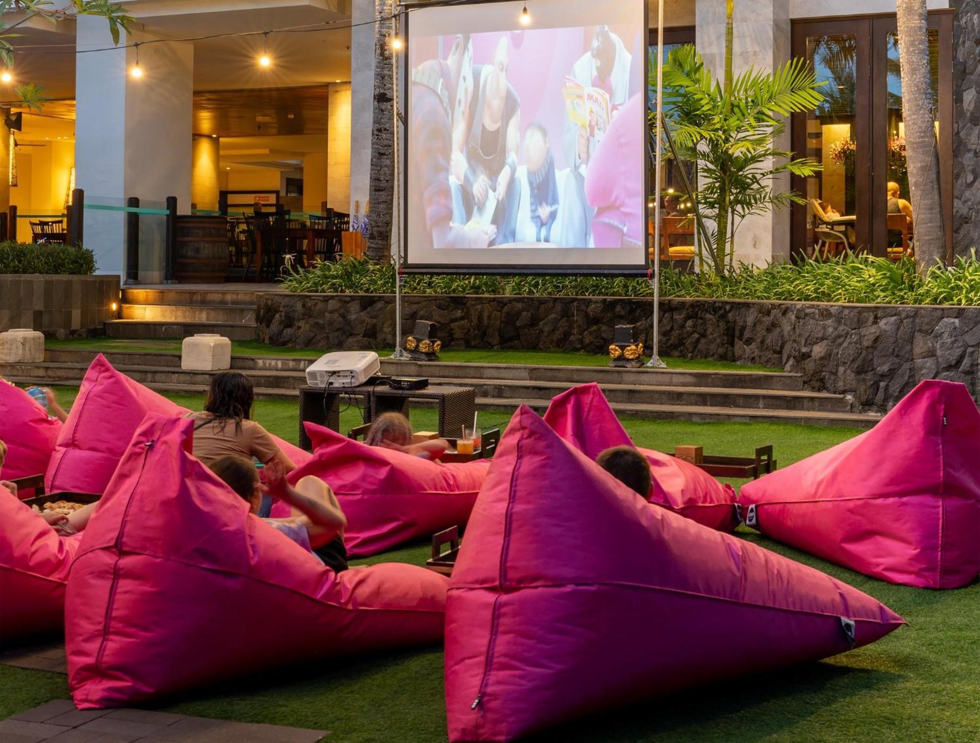 Resort Bali By Ihg 5*
